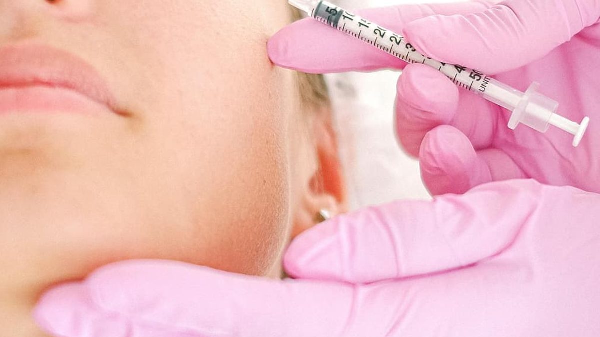 Who Can Legally Inject Botox? (And Who Actually Should)