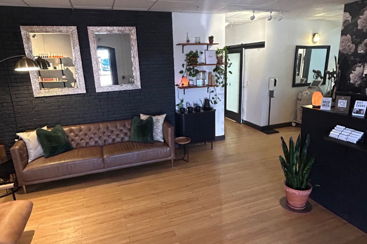 207 LASER & Integrative MED — Portland