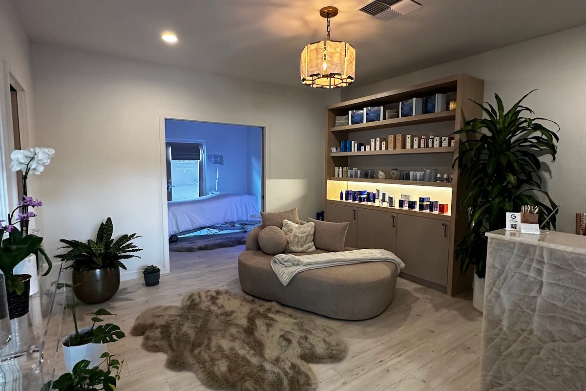 Aesthetics and Cosmetics/ Massage — Maui