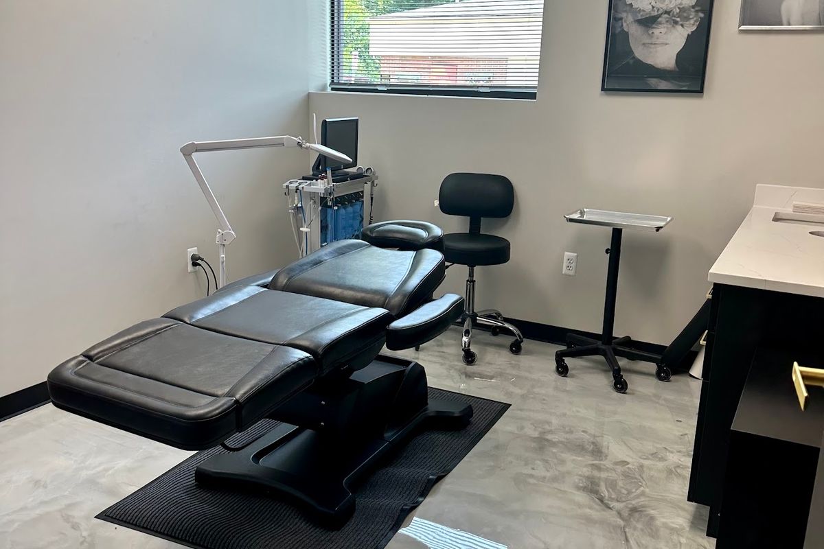 Ageless Image Aesthetic Services PLC, med spa and aesthetic clinic in Detroit