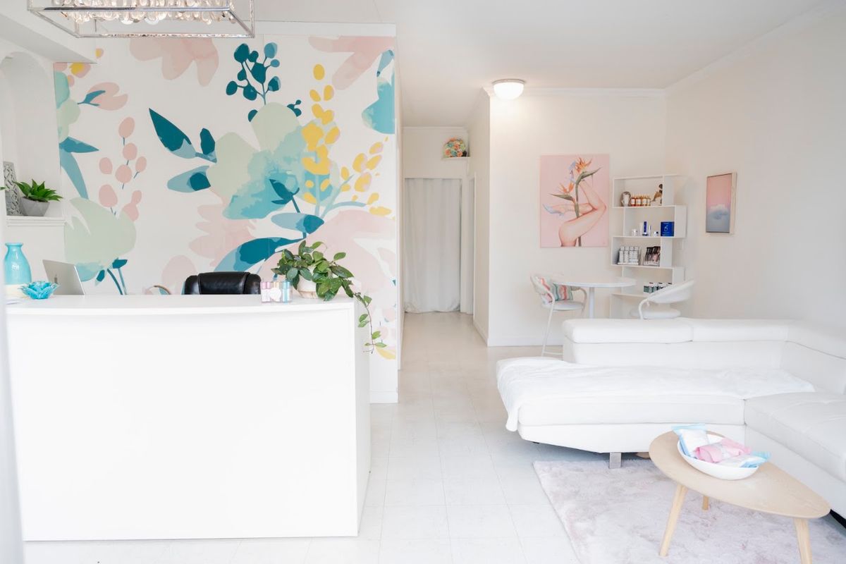 Almost Famous Laser, med spa and aesthetic clinic in Nanaimo