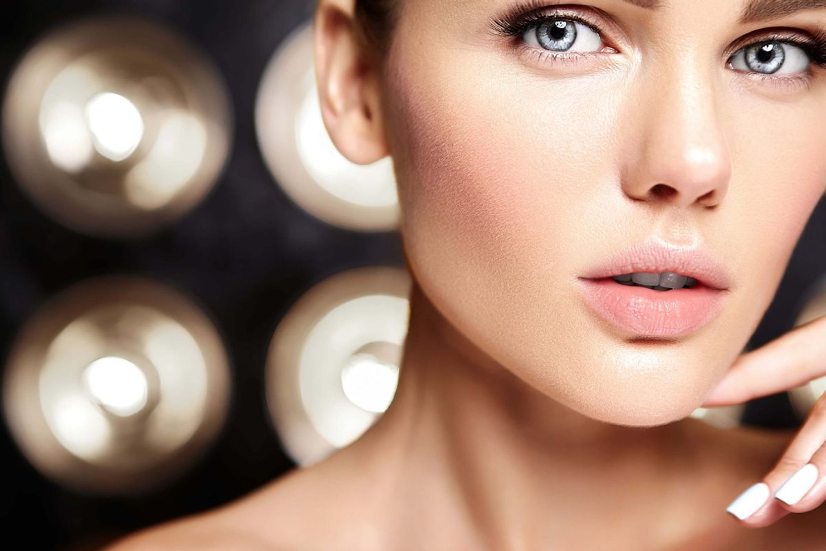 CLINICARE | Médecine esthétique | Botox Brossard | Fillers — Montreal