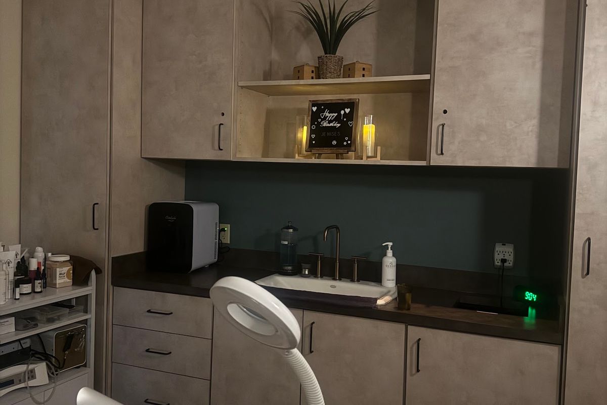 DESUAR Monterey Spa, med spa and aesthetic clinic in Monterey