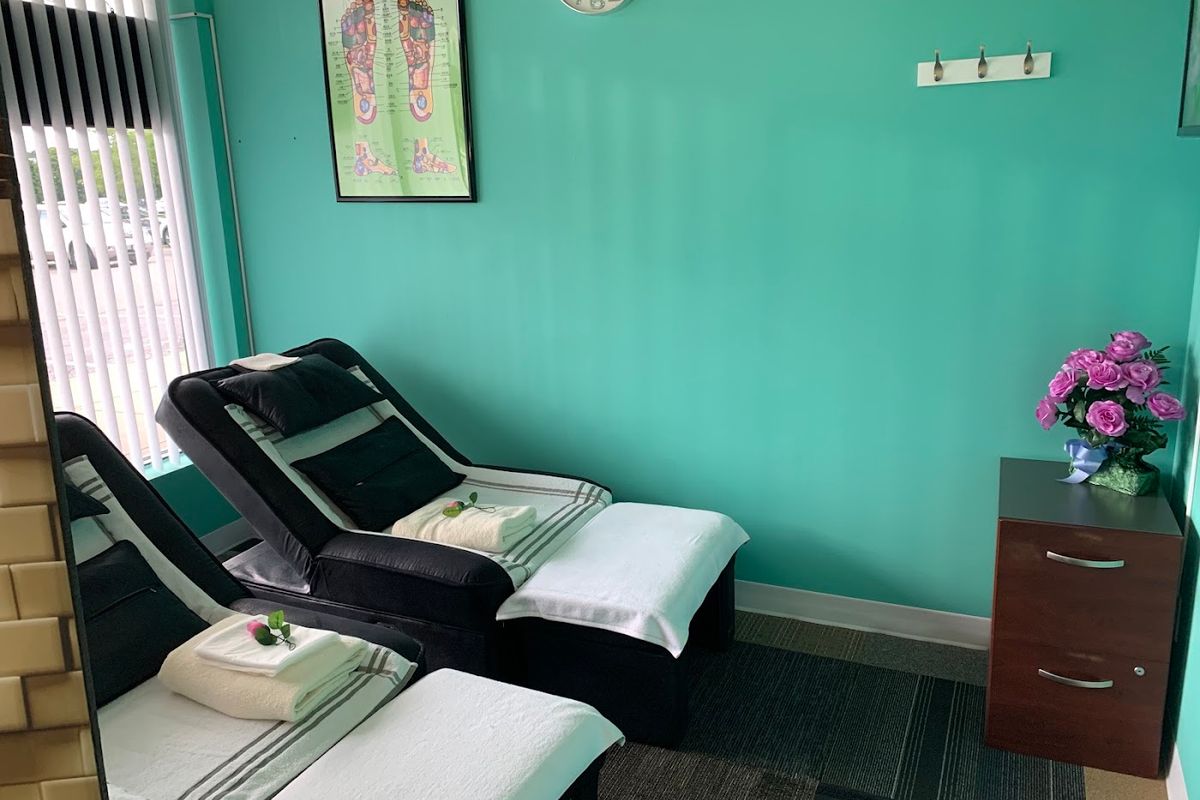 Diamond Day Spa, med spa and aesthetic clinic in Champaign