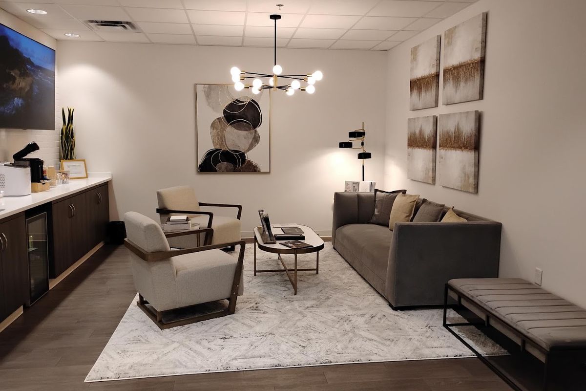Edge Peptide Therapy, med spa and aesthetic clinic in Franklin