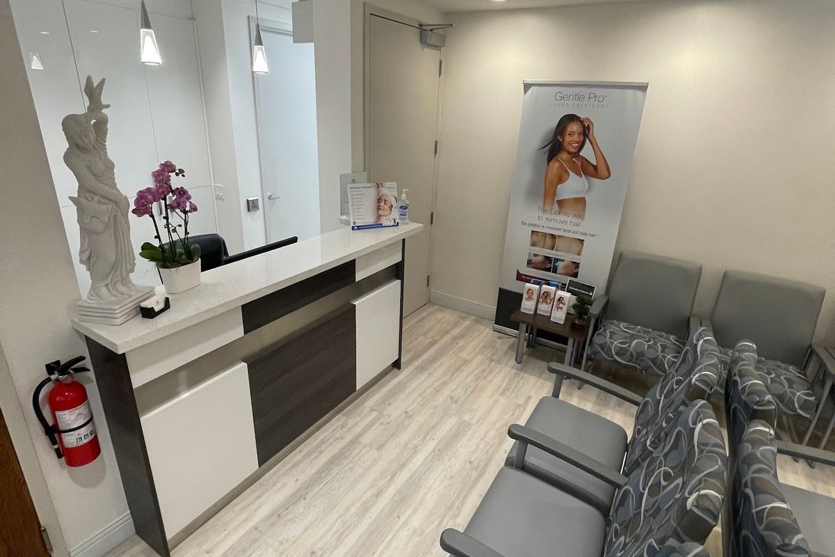 Elegancy Beauty Bar, med spa and aesthetic clinic in Ajax