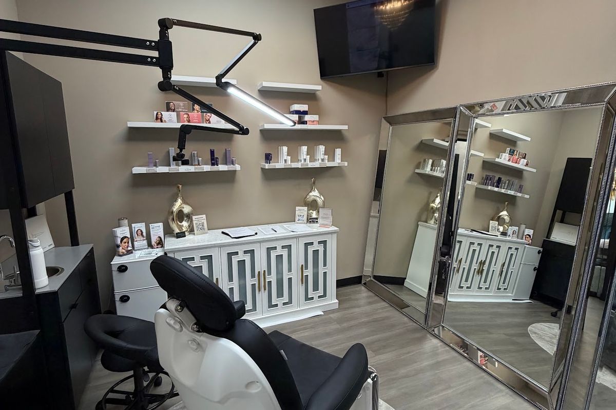 Enhanced Reflections Med Spa, med spa and aesthetic clinic in Lee's Summit