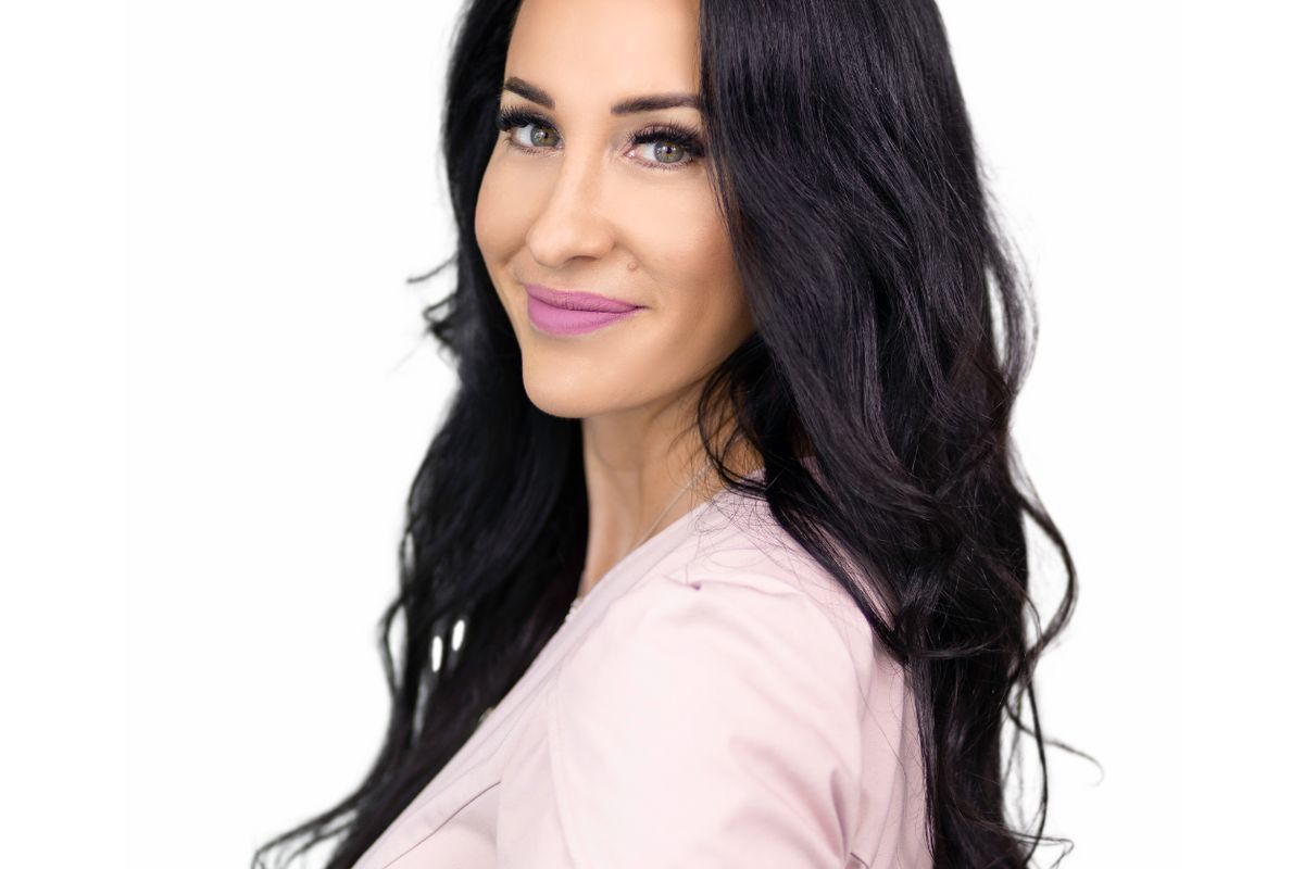 Essence Of L Medi Spa Inc — Surrey