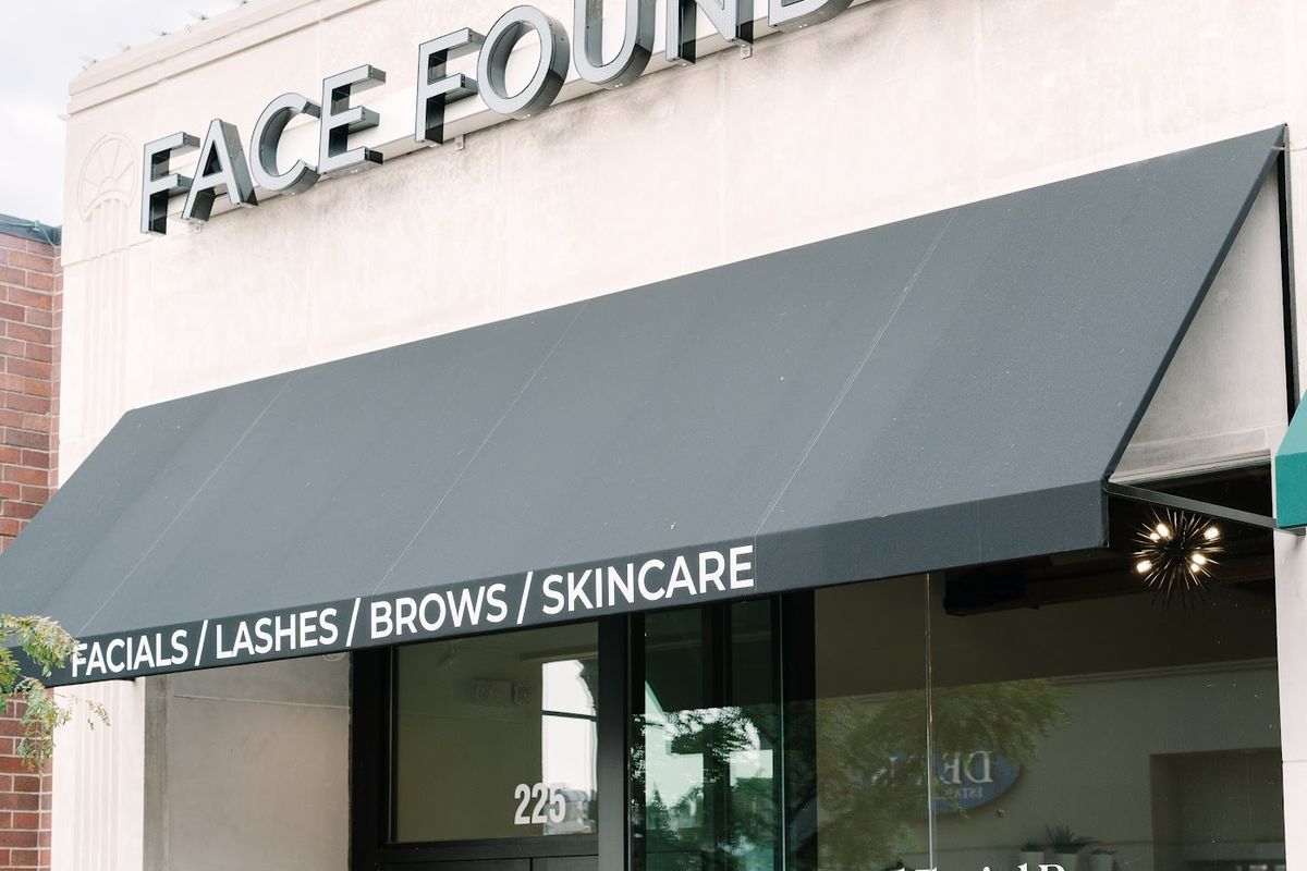 FACE FOUNDRIÉ - Naperville — Naperville