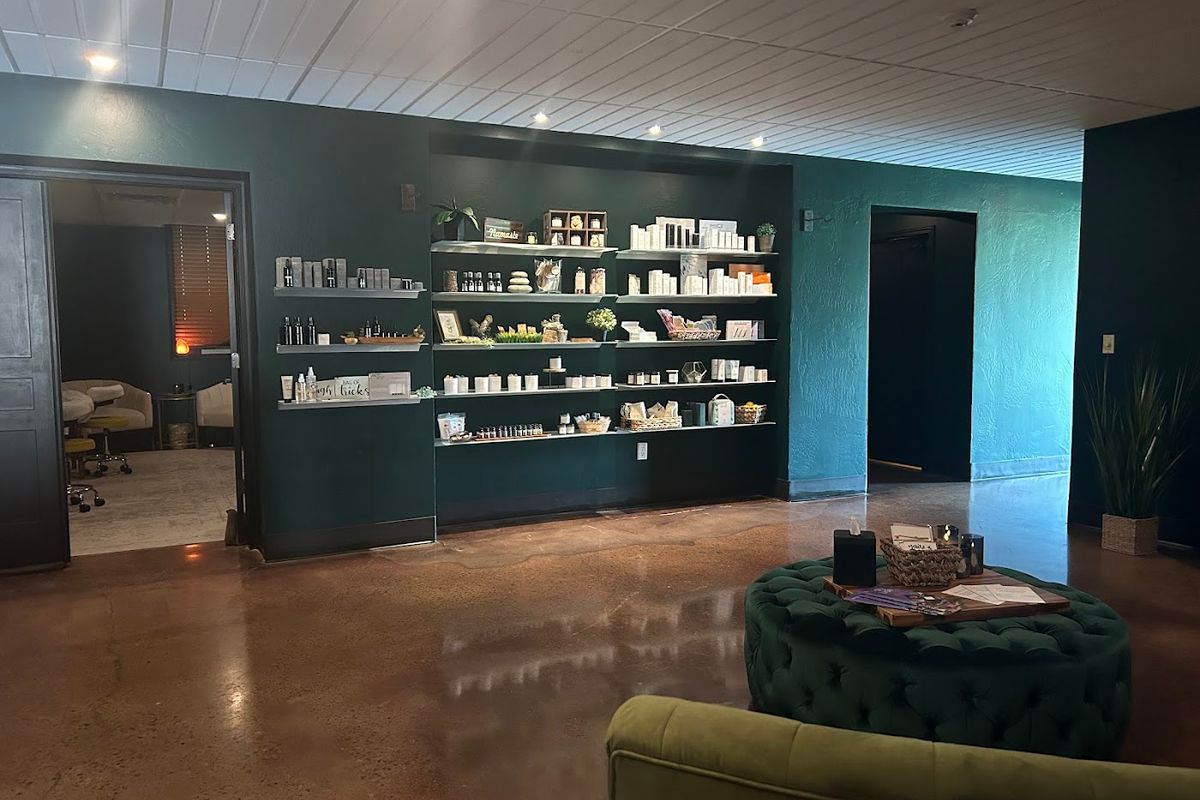Flourish Spa, med spa and aesthetic clinic in Appleton