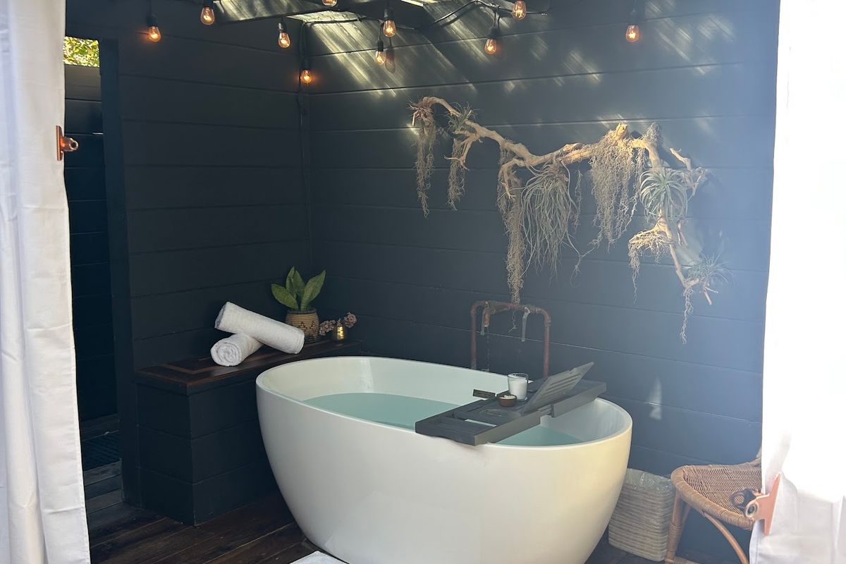 Four Moons Spa, med spa and aesthetic clinic in Encinitas