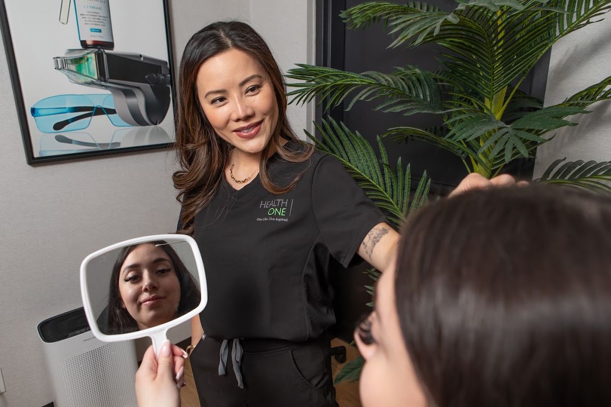 HealthOne Harbourfront Skin Clinic — Toronto