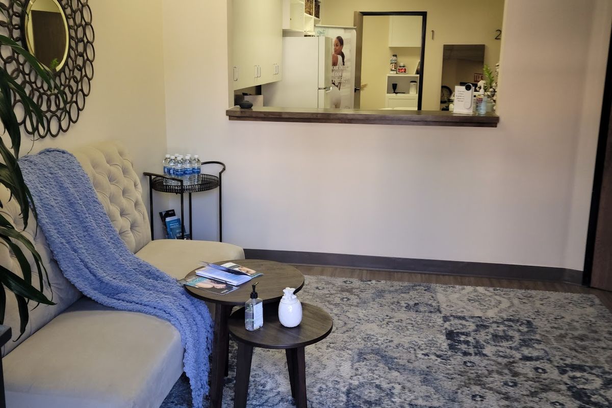 Icona Botox & Filler, med spa and aesthetic clinic in Oxnard