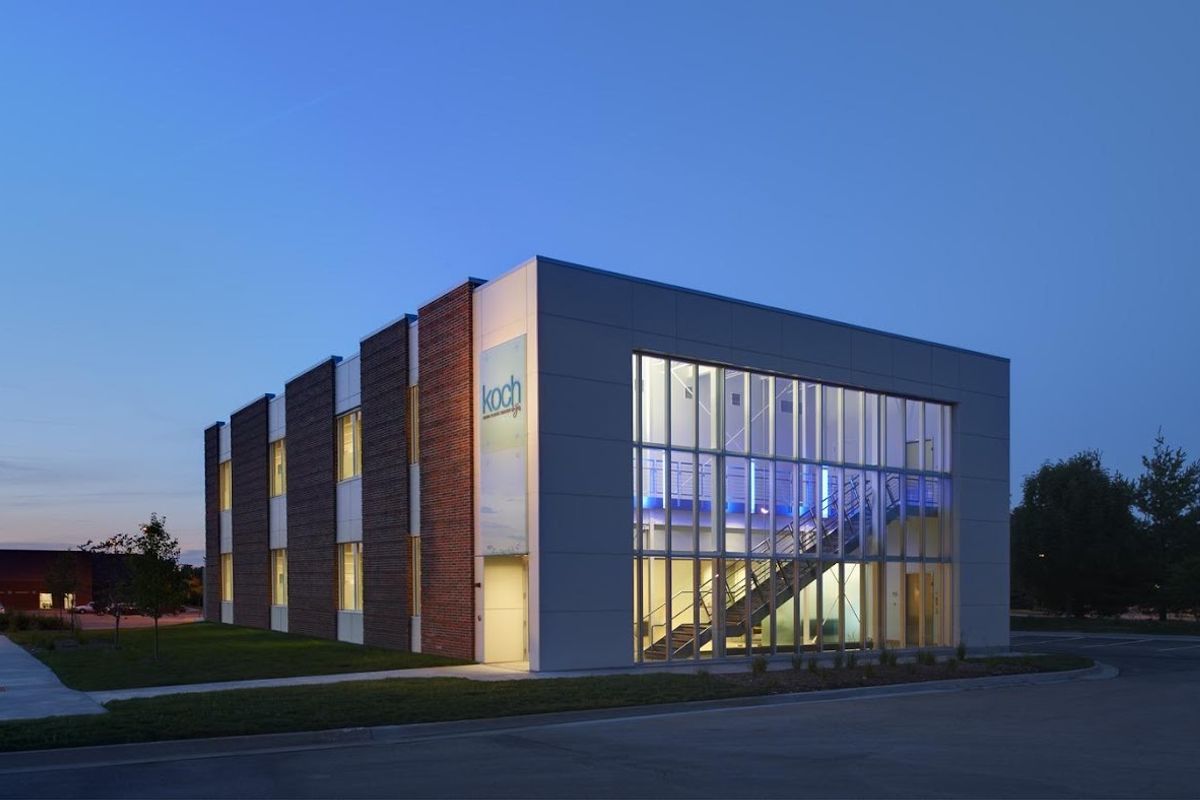 Koch & Carlisle Plastic Surgery & Spa, med spa and aesthetic clinic in Des Moines
