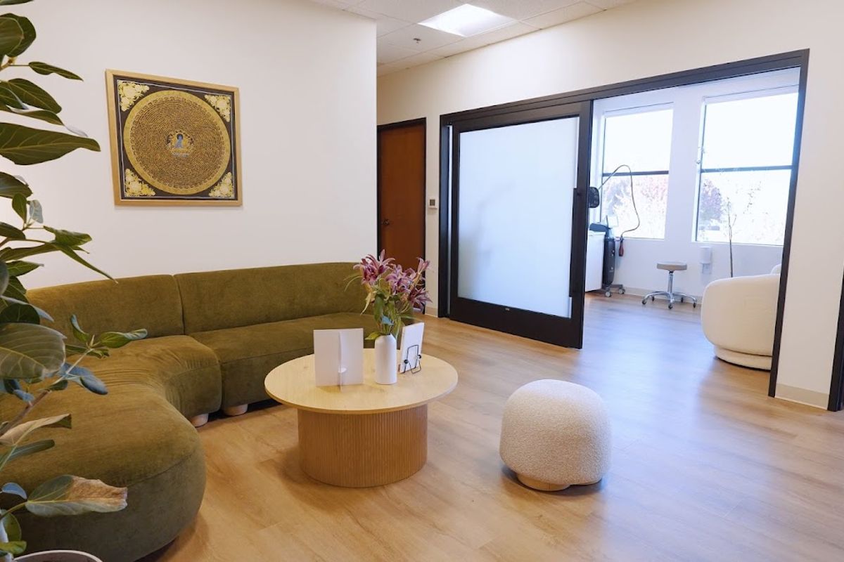Komal Aesthetics & Wellness — Portland