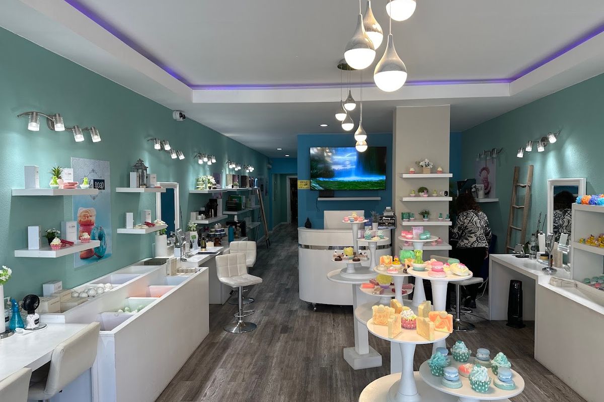 Lola Soap Facial Spa Monterey, med spa and aesthetic clinic in Monterey