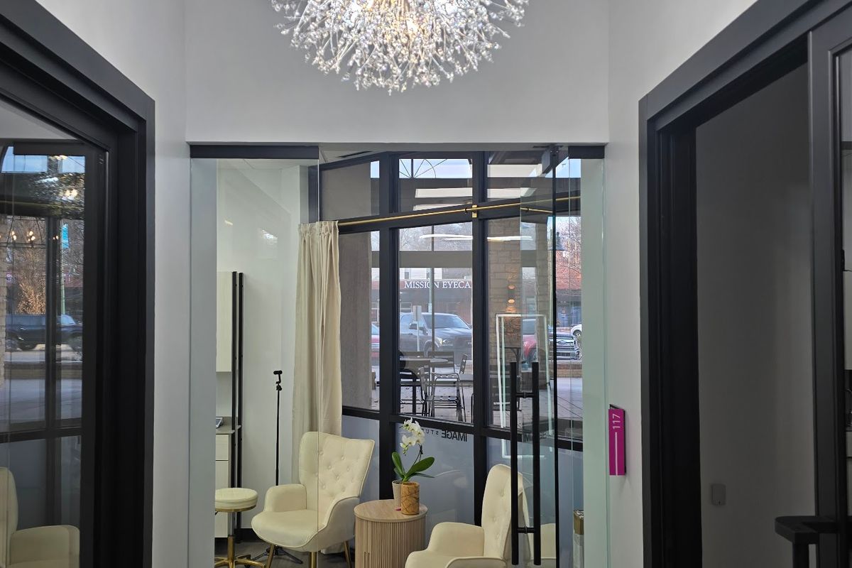MaxWell Aesthetics, LLC, med spa and aesthetic clinic in Overland Park