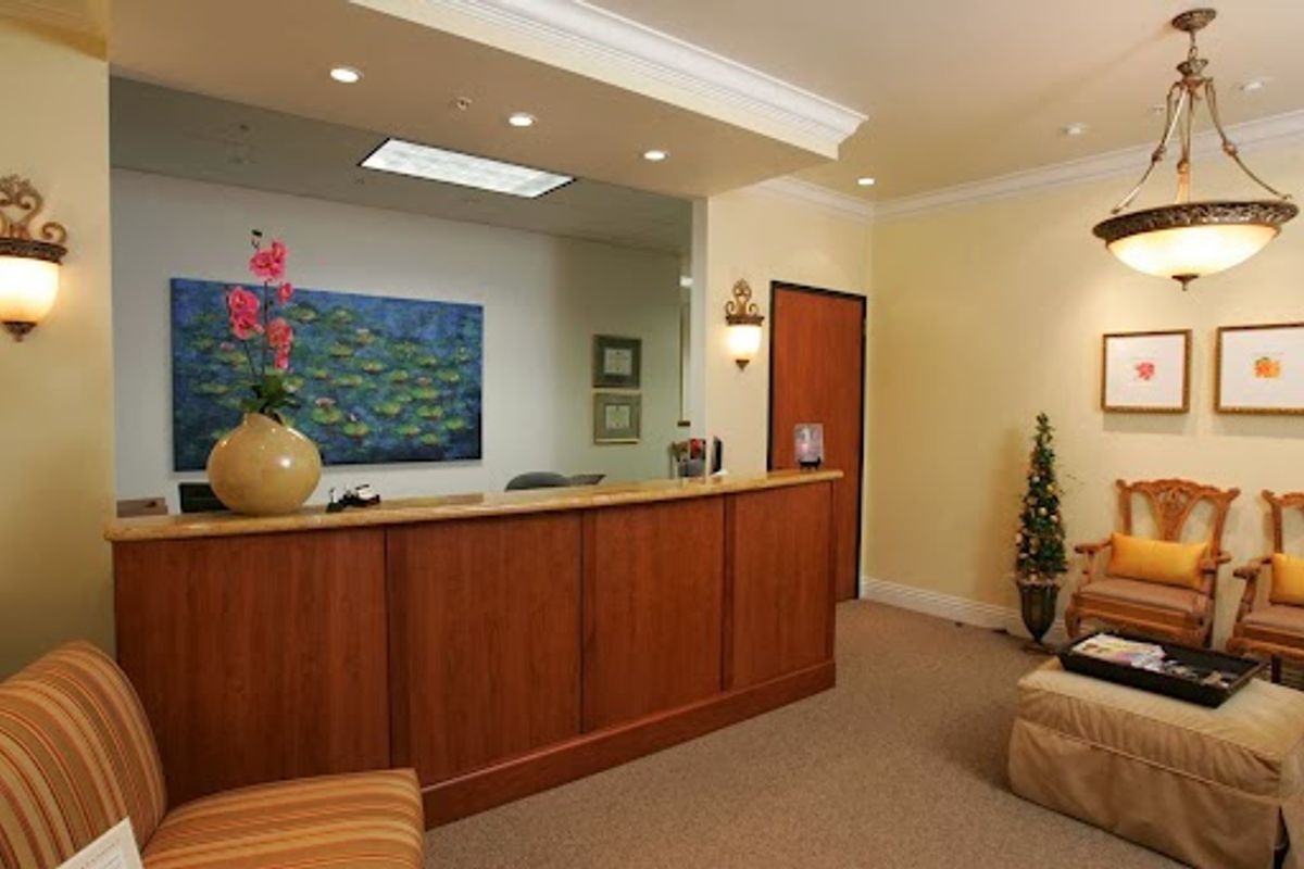 Morwood David T MD, med spa and aesthetic clinic in Monterey