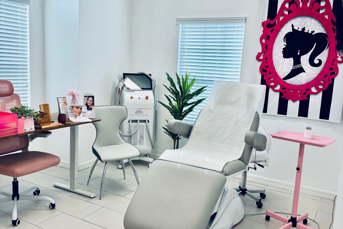 NuVa Wellness & Spa/ Botox/ Fillers/ Weight Loss/ Lasers/ Facelifts/ Hormone/ IV/ Injections, med spa and aesthetic clinic in Kissimmee