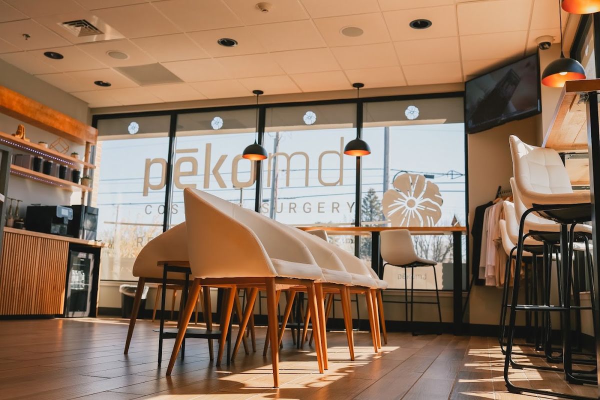 pēkomd: Peter Koltz, MD, med spa and aesthetic clinic in Toledo