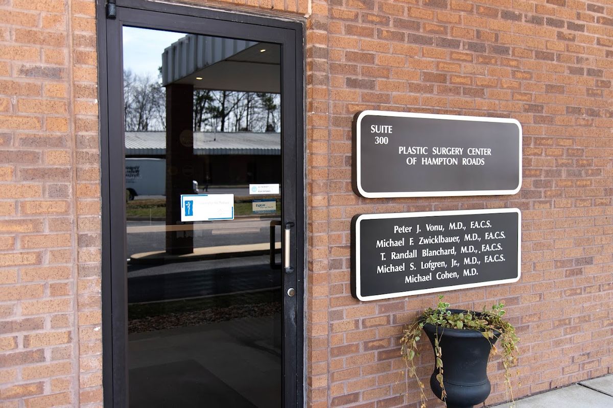 PSCHR Plastic Surgery Center of Hampton Roads, med spa and aesthetic clinic in Newport News