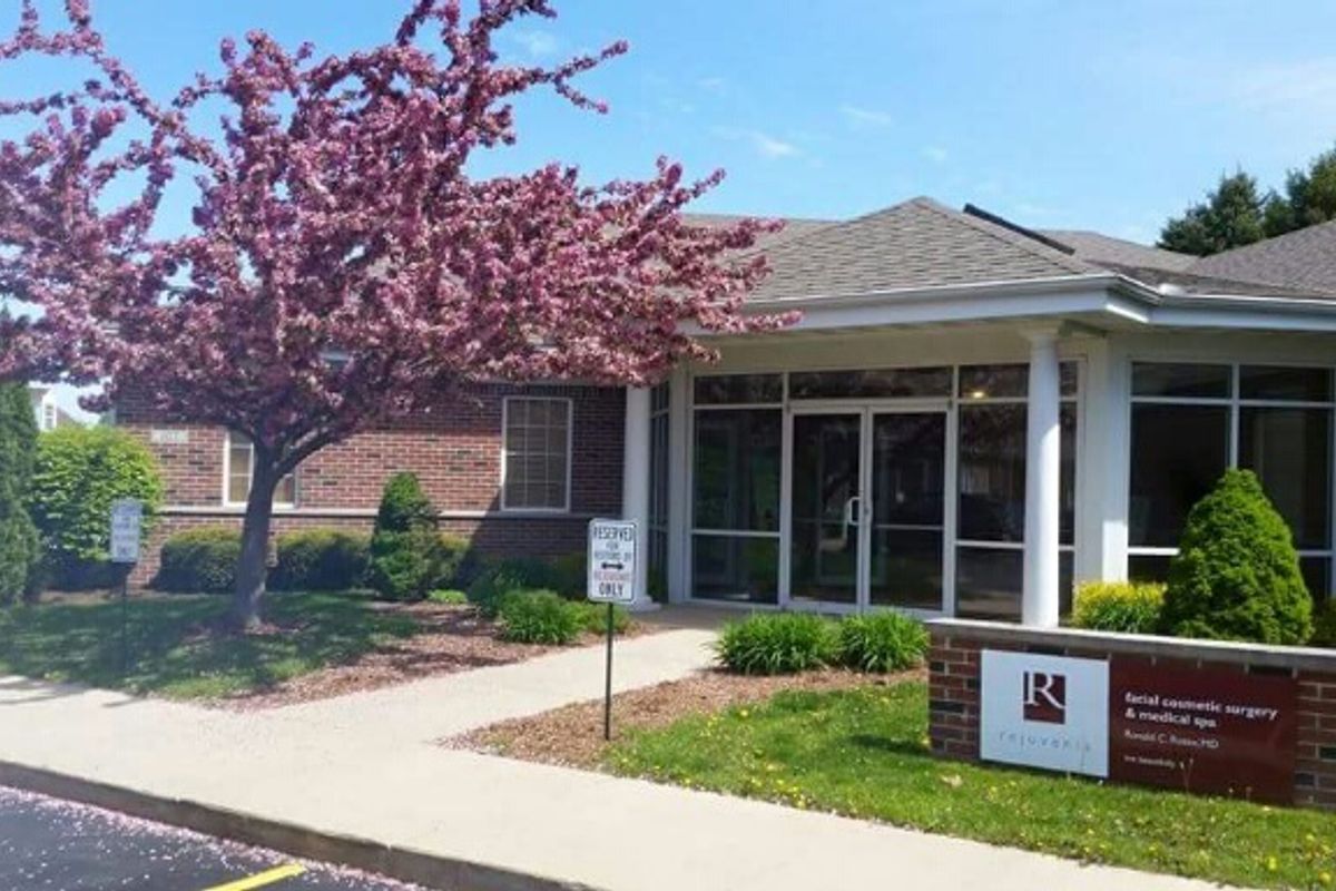 Rejuvenis Facial Cosmetic Surgery and Medical Spa, med spa and aesthetic clinic in Champaign