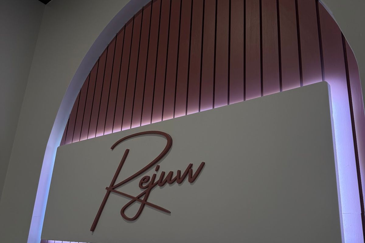 Rejuvv Luxury Spa - Overland Park, med spa and aesthetic clinic in Overland Park