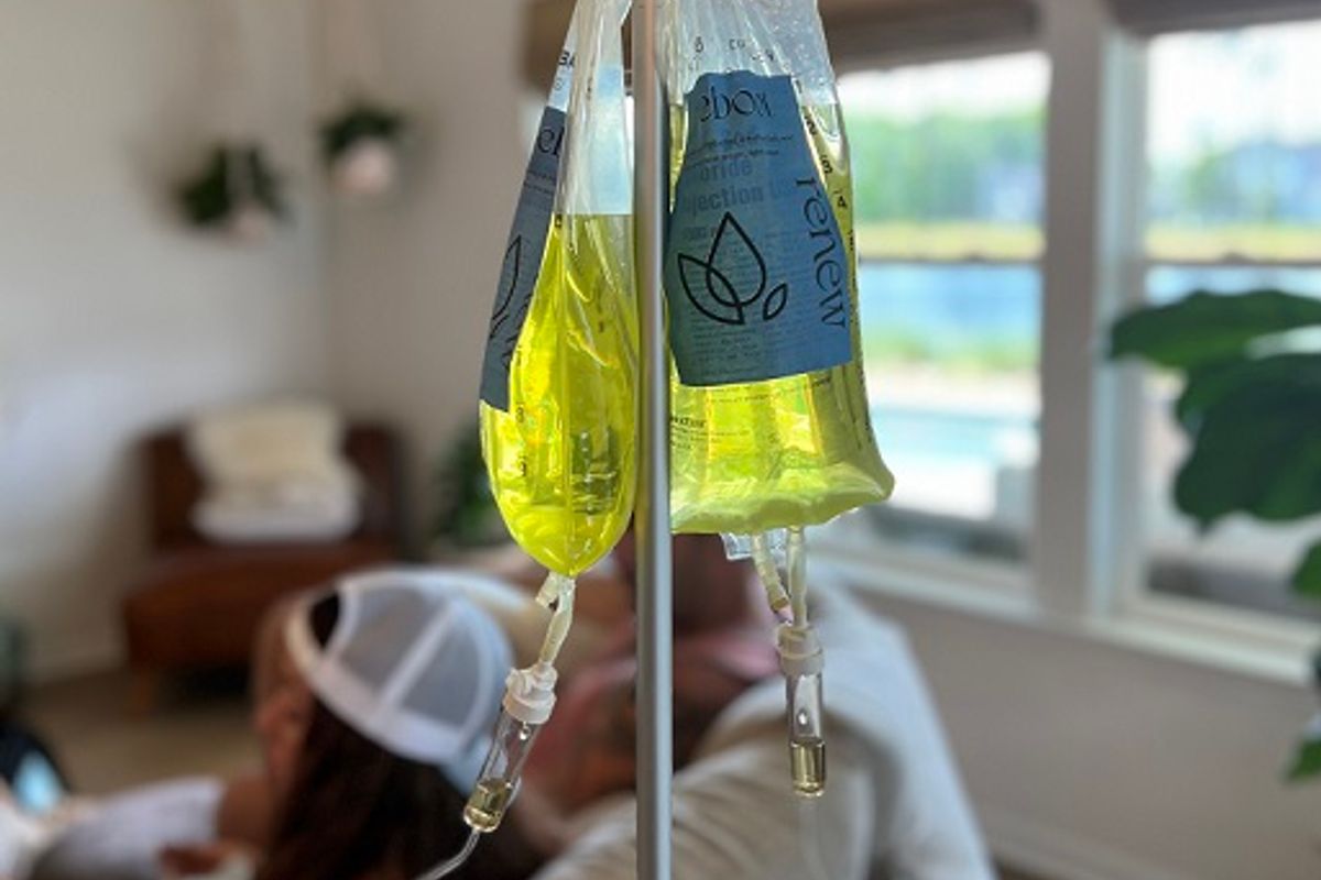 Renew - Aesthetics, IV Vitamin Hydration, Vitamin Injection, Medical Weight Loss, med spa and aesthetic clinic in Summerville