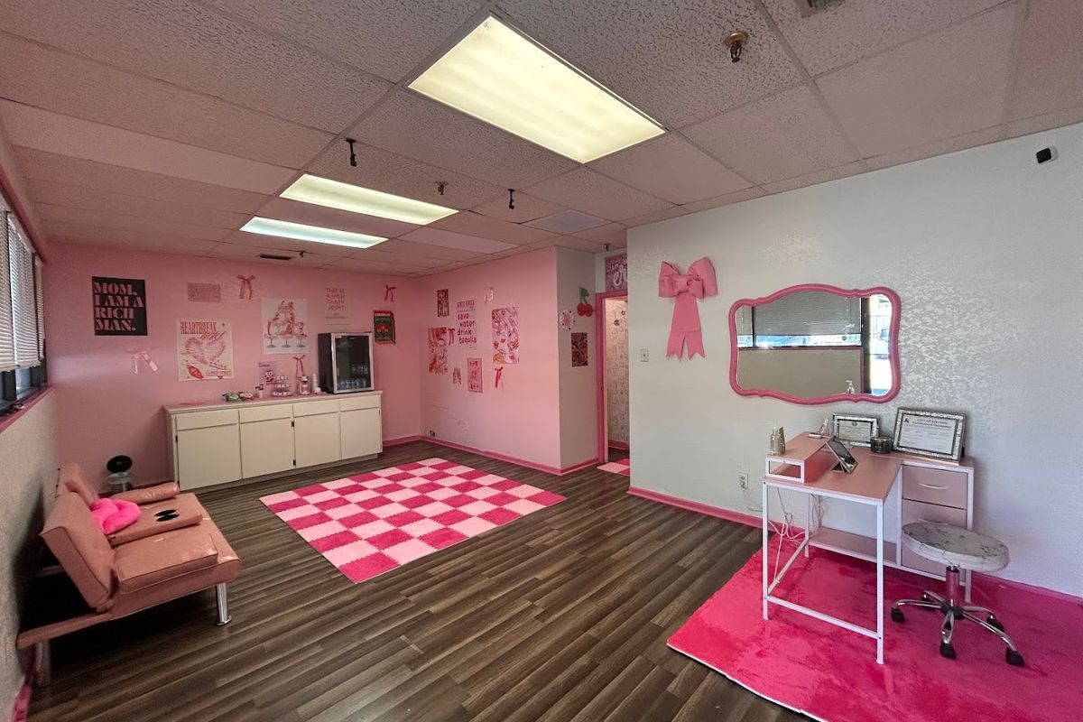 Royal Lady Sugaring and Esthetics, med spa and aesthetic clinic in Killeen