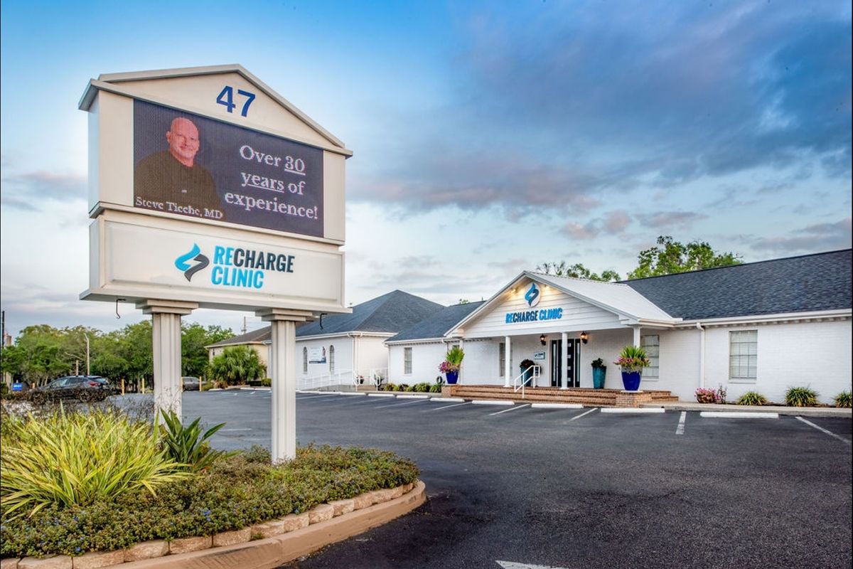 SE Ocala - Recharge Clinic, med spa and aesthetic clinic in Ocala