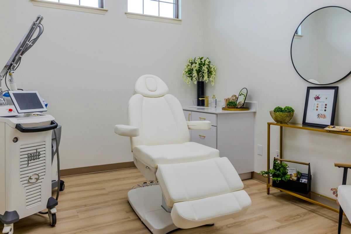Serenity Med Spa, med spa and aesthetic clinic in Denton