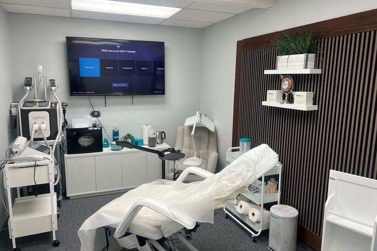 Skin Medical Spa in San Diego | Skin Tightening | Cryo Fat Freezing | Lipo Cavitation — La Jolla