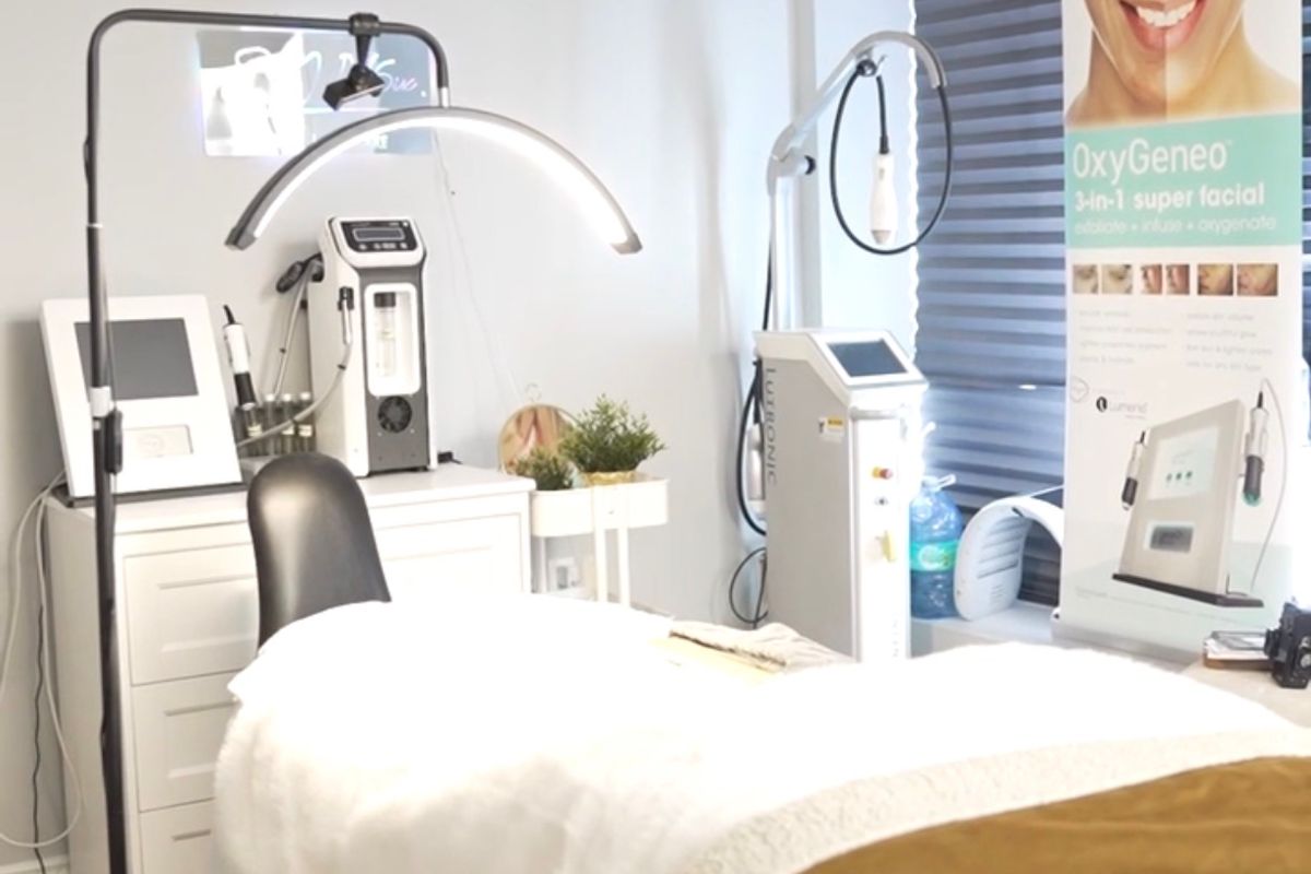 Skin6ix, med spa and aesthetic clinic in Milton
