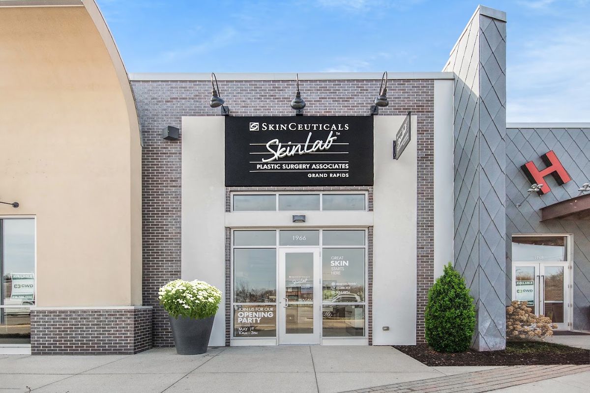 SkinCeuticals SkinLab by Plastic Surgery Associates, med spa and aesthetic clinic in Grand Rapids