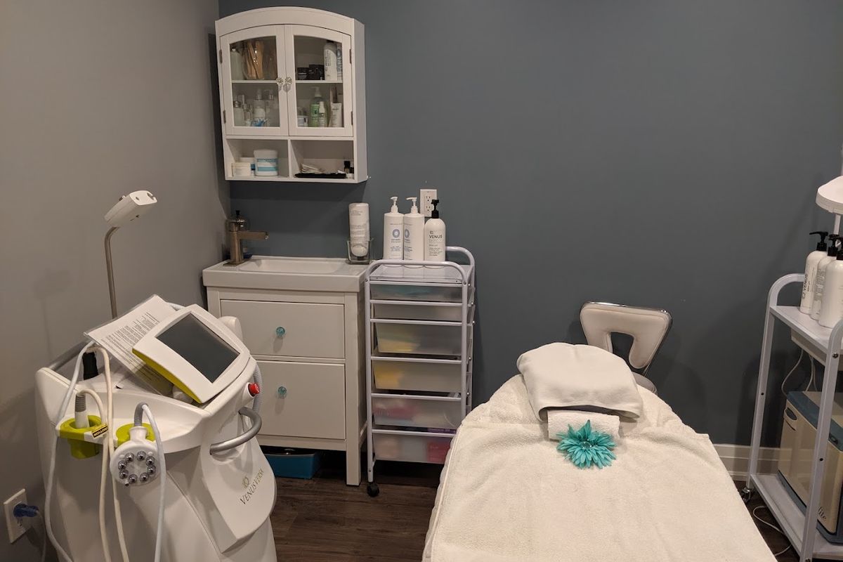 Swan Medical Spa, med spa and aesthetic clinic in Aurora