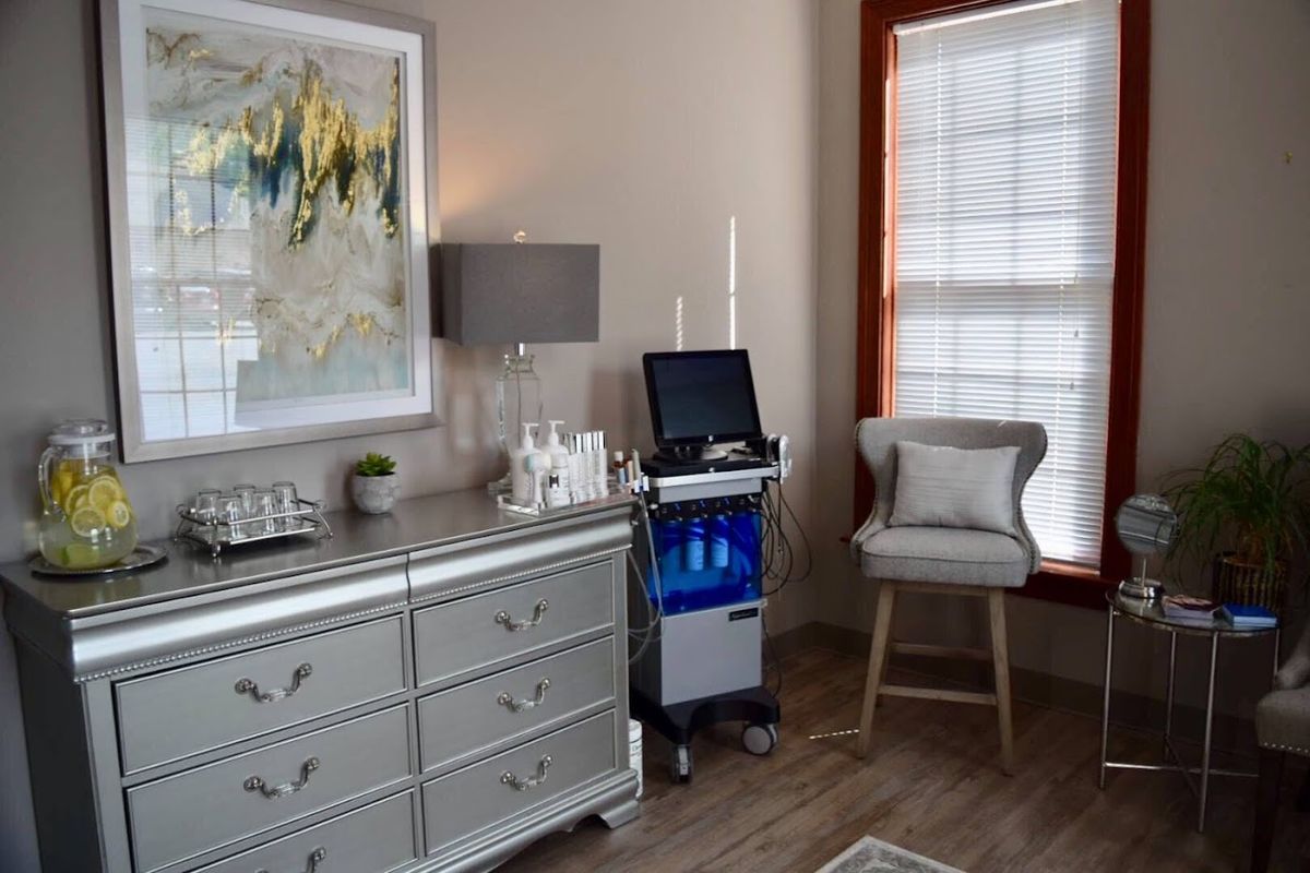 The Facial Center - Hurricane, med spa and aesthetic clinic in Charleston