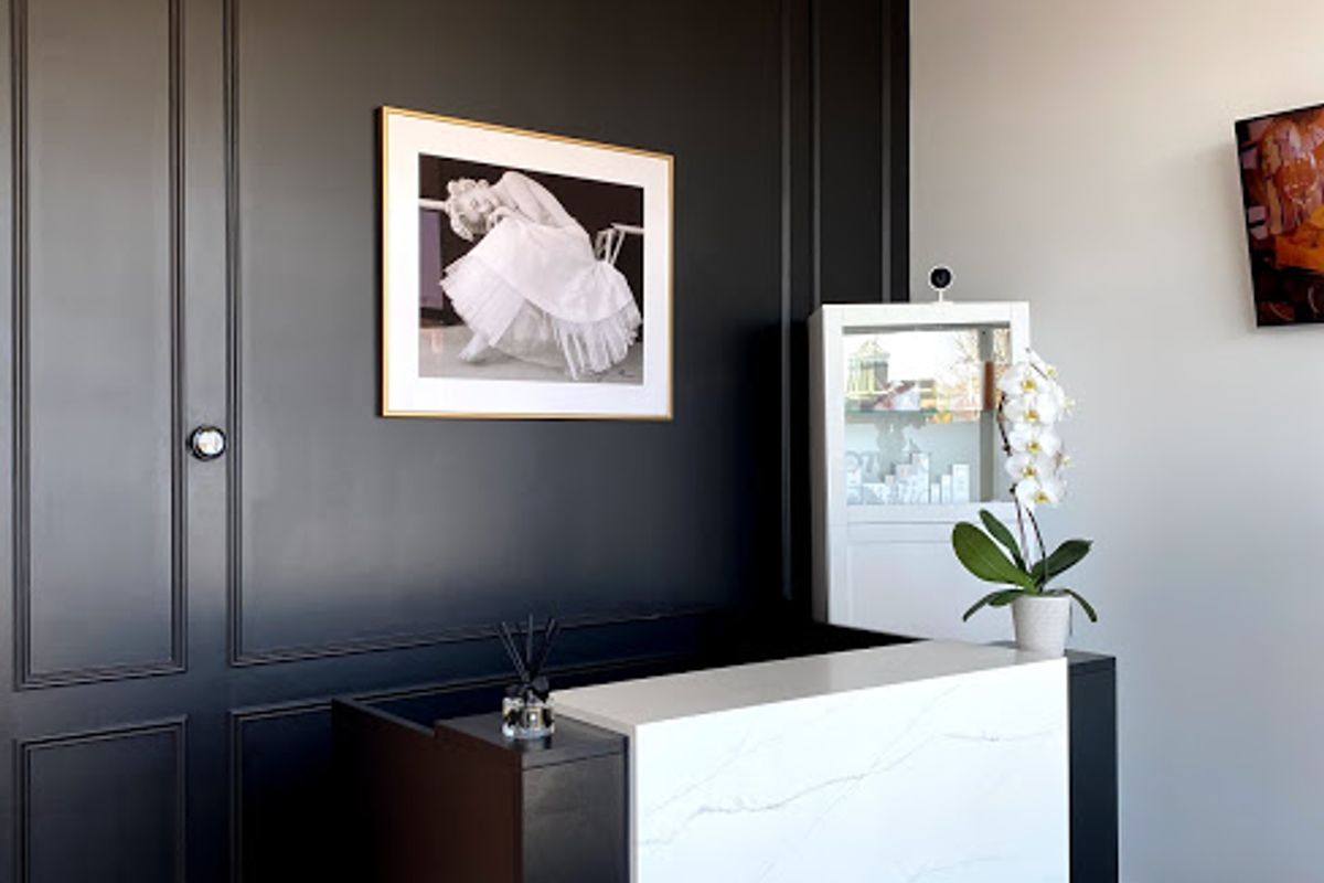 the pür glow Medical Spa, med spa and aesthetic clinic in Burlington