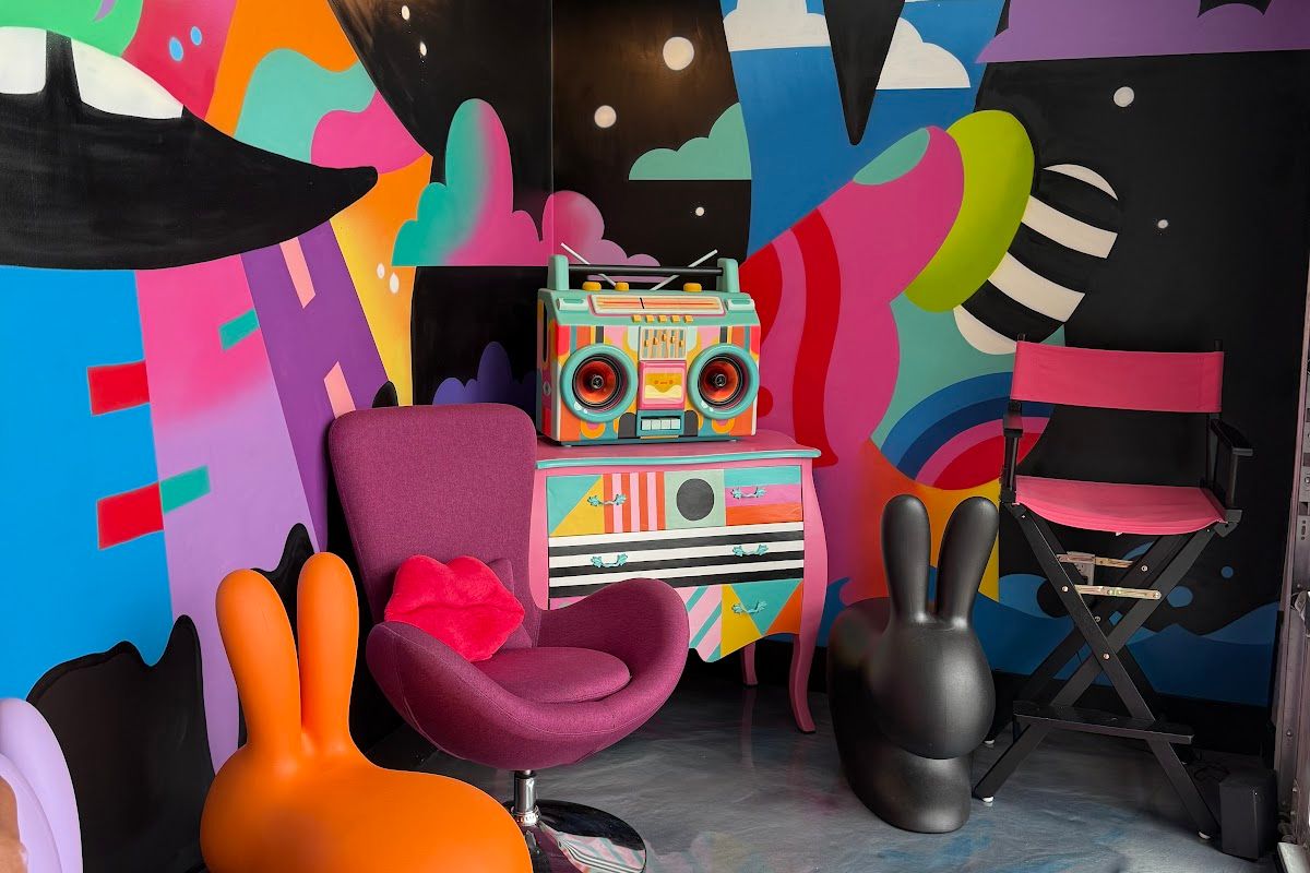 The Vanity Room — Orlando, Florida