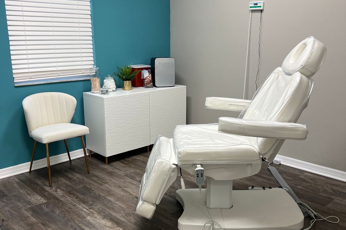 Viva Aesthetics & Wellness, med spa and aesthetic clinic in Wesley Chapel