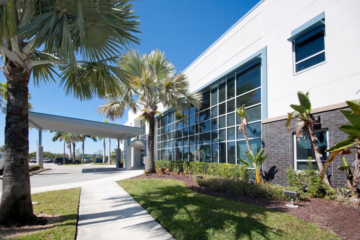 Water's Edge Dermatology - Port St Lucie Tradition, med spa and aesthetic clinic in Port St. Lucie