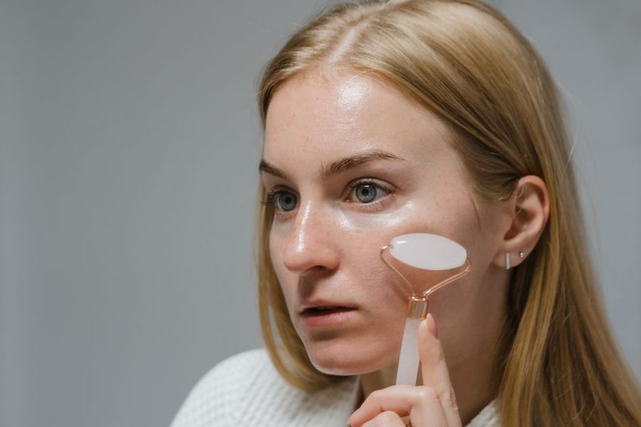 Jowls: treatment options compared
