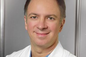 Andres Bustillo, MD, FACS in Miami