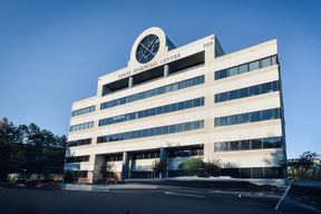 Arkansas Oculoplastic Surgery, PLLC: Brock Wade D MD in Little Rock