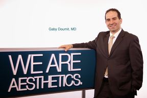Centre De Chirurgie Plastique & Esthétique De Montréal in Montreal