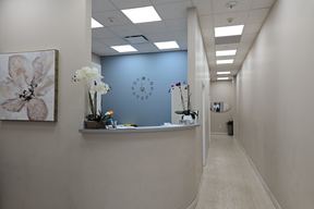 Comprehensive Dermatology DermWalk Great Neck in Garden City