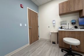 David Yan, MD, FACS in Venice