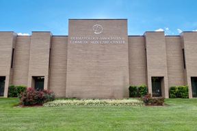 Dermatology Associates, PSC in Louisville
