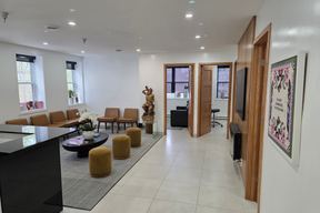Dr. Alex Viezel-Mathieu - Plastic and Cosmetic Surgeon | Chirurgie Plastique & Esthétique in Montreal