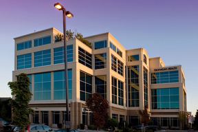 Dr. David Williamson Kelowna Plastic Surgeon in Kelowna