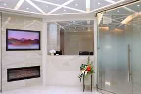 Dr. Lawrence Tong: Yorkville Institute of Plastic Surgery in Mississauga